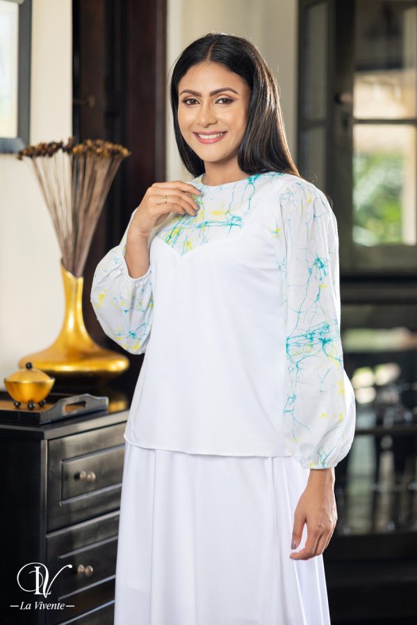 Batik patch detailed blouse - Image 3