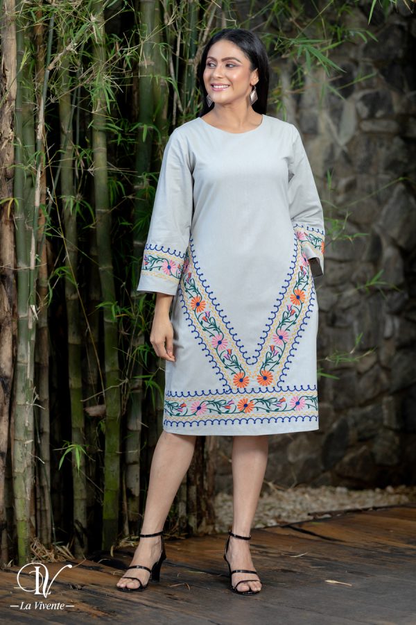 Floral Embroidered Bell Sleeved Short Dress - Image 4