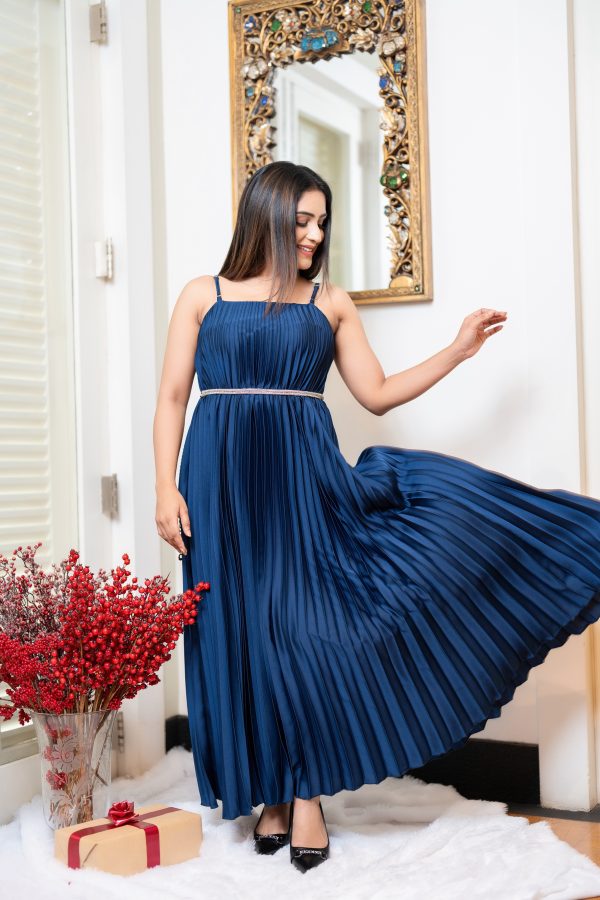 Sunray Evening Wear Dress With Adjustable Strap - Image 4